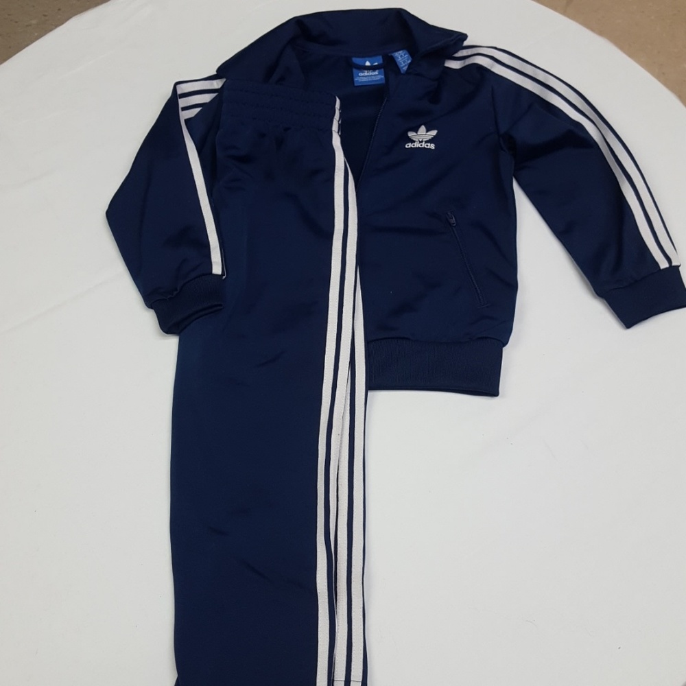 Adidas sweatsuit